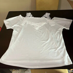 2X~WHITE BLOUSE~ LACE SHOULDERS~NWOT~